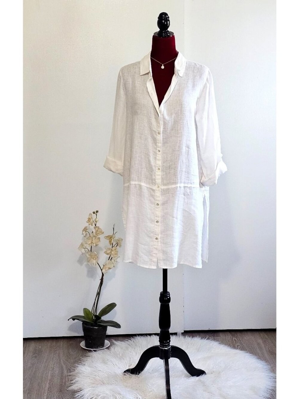 Tahari Women's White Linen Roll Tab Sleeve Collared Button-Front Top Sz L 2261